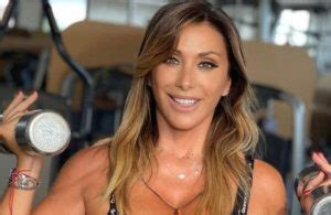 Sabrina Salerno Danza Bollente Col Micro Bikini Il Web Impazzisce Foto