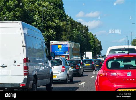 Starker verkehr a3 Fotos und Bildmaterial in hoher Auflösung Alamy