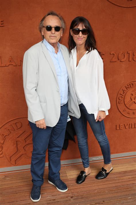 Photo Alexandre Arcady Et Sa Compagne Sabrina Guigui Au Village Lors