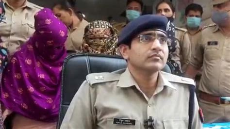 Ghaziabad Police Bust Sextortion Racket Say Victims Blackmailed Via