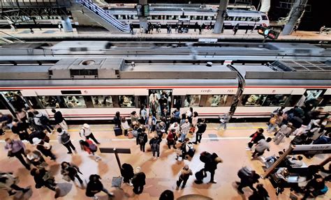 Recuperada la circulación de trenes por una sola vía en el tramo entre