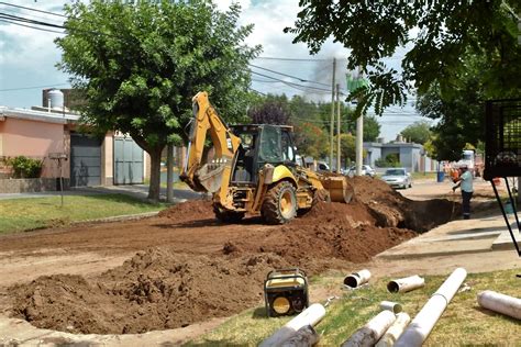 Renovacion y recambio de red de desagües cloacales en sector calle