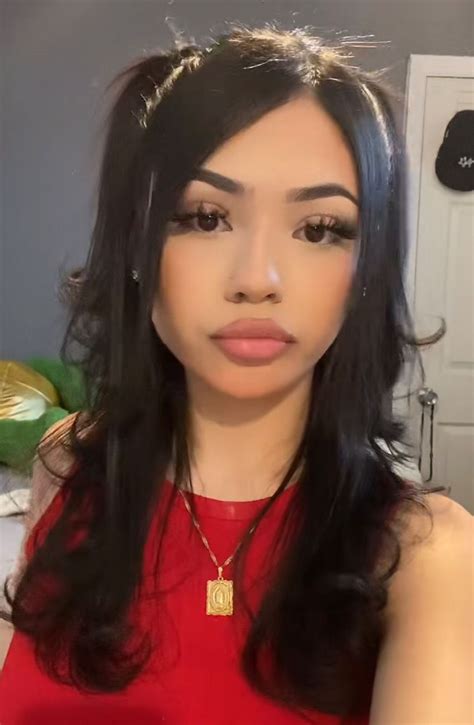 Pin By London On Hair Hairstyles With Curled Hair Latina Hair Hairstyles For Layered Hair