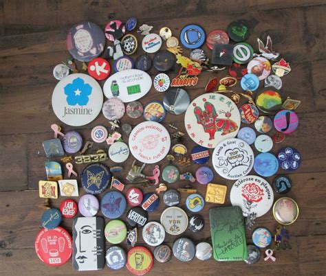 Large Lot Of Over 110 Pins Pinback Buttons Ebay