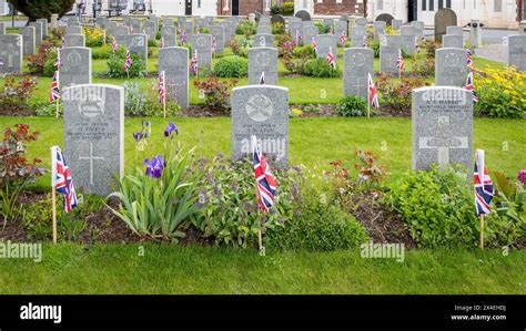 Anzak Day 2024 Was Celebrated In Soldiers Corner At Warrington