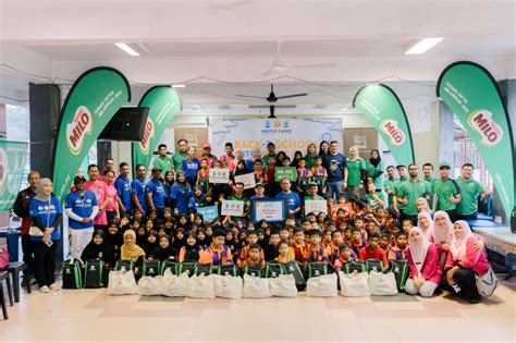 Program Kembali Ke Sekolah Nestle Bantu 2 600 Pelajar