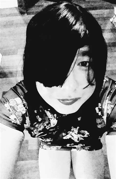 A Few More Earlier Pics Nude Pics XHamster