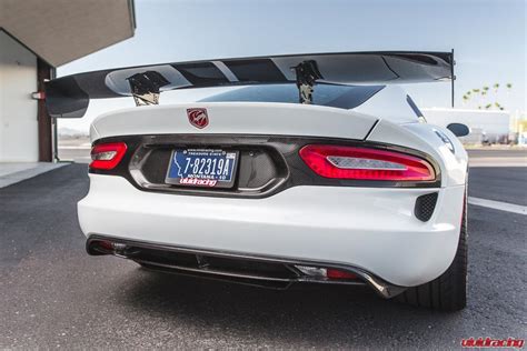 Srt Viper Showing Off Carbon Fiber Accessories Photoshoot Vivid