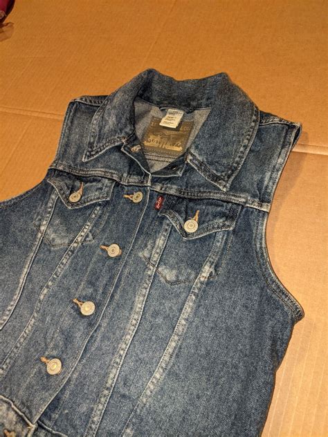 Levis Denim Sleeveless Western Trucker Vest Womens Gem