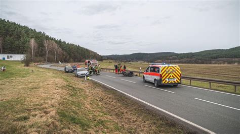 Tödlicher Unfall Motorradfahrer Stürzt Bei Pößneck Und Prallt Gegen Leitplanke