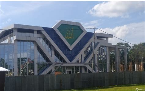 Pekerjaan Lanjutan Quran Centre Dan Riau Creatif Hub Sedang Dalam