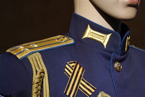 Погоны на одежде - 90 фото