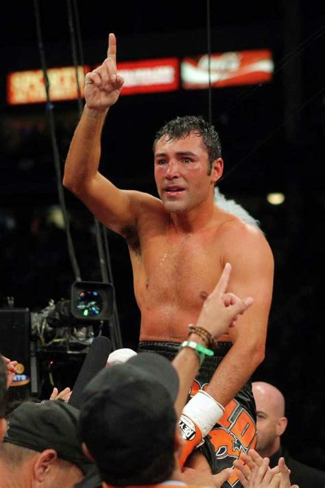 De La Hoya Admits Addictions In Tv Interview