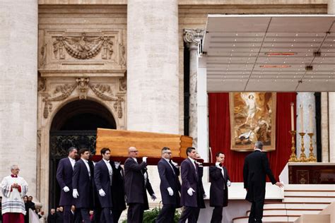 Mort De Beno T Xvi Les Images De Ses Fun Railles Au Vatican Le Parisien