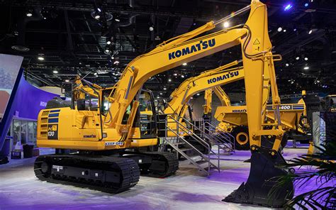 Komatsu Debuts The Entry Level PC130 11 Excavator Equipment Journal