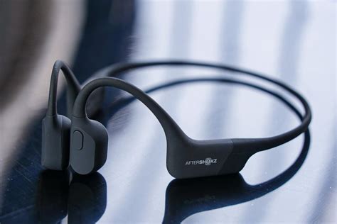 AfterShokz Aeropex - Open-Ear Bluetooth Bone Conduction Sport ...