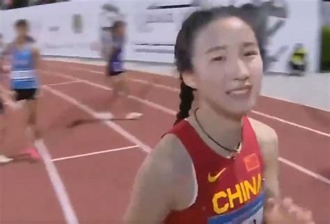 天才少女！15岁陈妤颉11秒32破纪录夺亚青赛女子百米冠军 直播吧