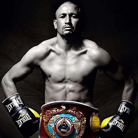 Reportan Grave Al Exboxeador Orlando Siri Salido Tras Impactarse