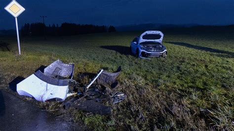 Landkreis Tirschenreuth Auto Berschl Gt Sich Oberfranken Frankenpost