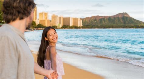 The 11 Best Hawaii Resorts for Couples - Next Vacay