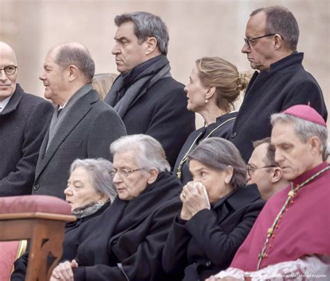 Csu On Twitter Rt Markus Soeder Letztes Geleit F R Papst Benedikt