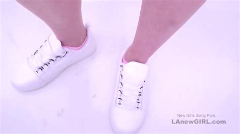 Beautiful Blonde Shoots Porn Argues With Producer