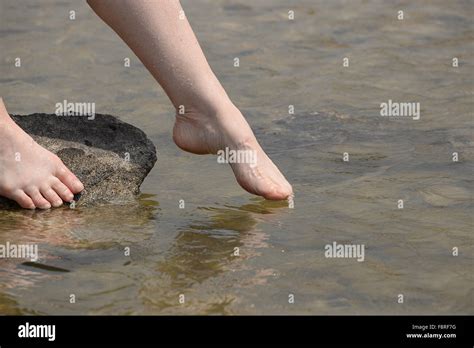 One Toes Hi Res Stock Photography And Images Alamy