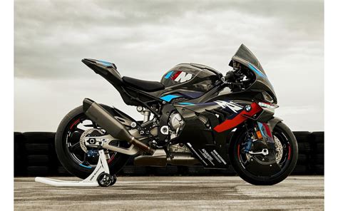 新型スーパーBMWM1000RR いまどきバイク