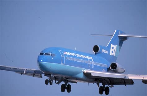 Explore 727 Braniff Place Flights With Braniff International Official