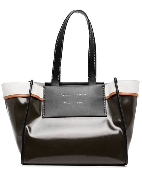 For Fall 2023's Bag Trends, Function and Form Are Paramount | Marie Claire