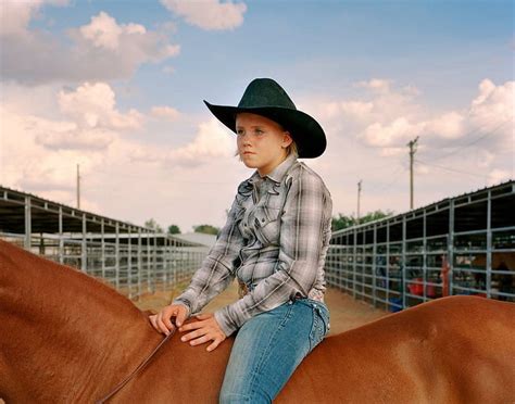 Cowgirls Ride Female Models Hats Ranch Fun Women Horses Rodeo