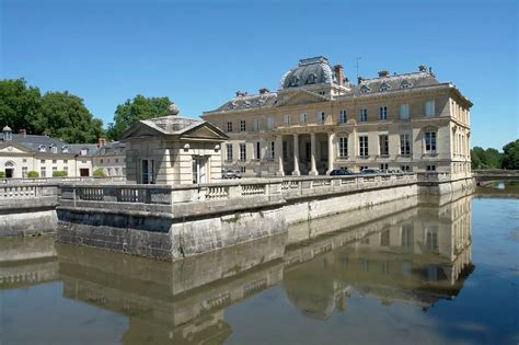 Essonne Au Val Saint Germain Le Ch Teau Du Marais Rachet Par Un