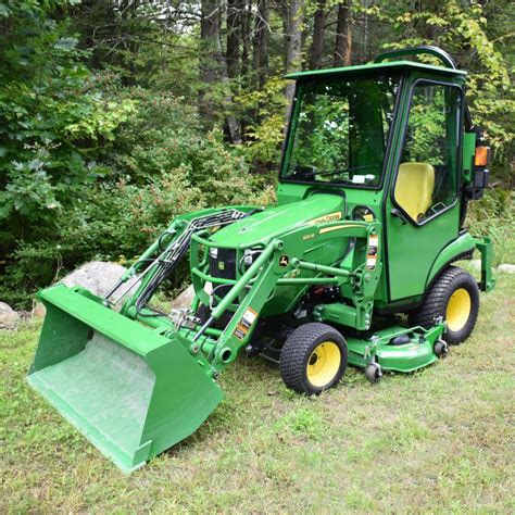 John Deere 1025R Enclosure Curtis Industries