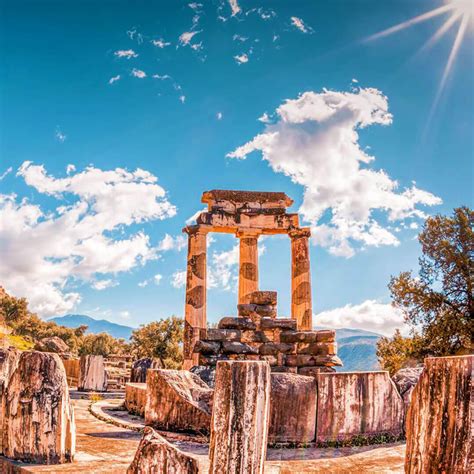 ANCIENT OLYMPIA MYTHICAL GREECE