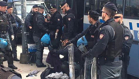 Poliziotto Spara A Un Uomo Alla Stazione Centrale Di Milano Voleva