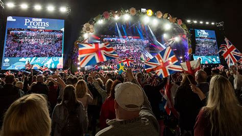 Last Night Of The Proms: Rule Britannia and Land Of Hope And Glory face ...