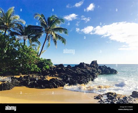 Secret Beach on Maui, Hawaii Stock Photo - Alamy