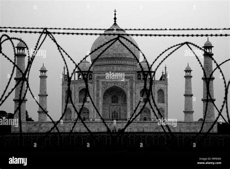 Cúpula de taj mahal Imágenes de stock en blanco y negro Página 2 Alamy