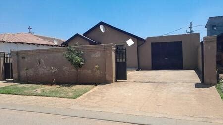 Rdp House For Sale Whatsapp Calls Mr Maile