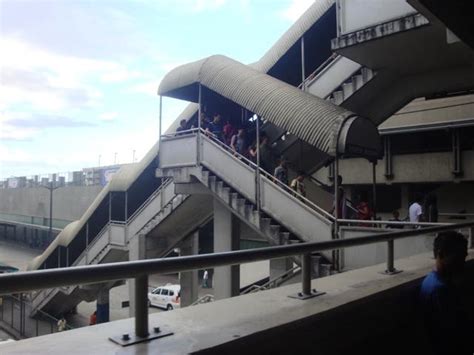 MRT 3 North Avenue Station Quezon City