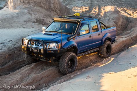 Nissan Navara Modified 4x4 Amazing Photo Gallery Some Information