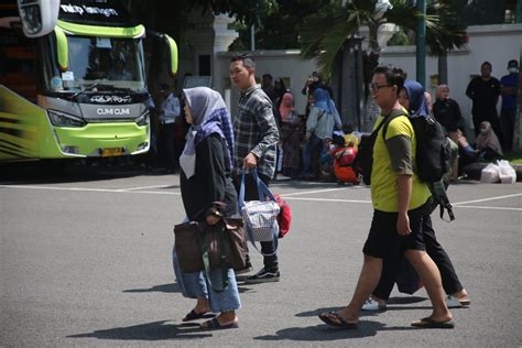 Angkutan Balik Mudik Gratis Tuban Berangkatkan Pemudik