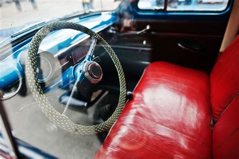 Hill Country Mile Rod Run: A Classic Car Revival