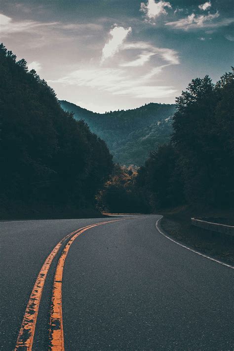 Beautiful Road Highway Relaxing Road Hd Phone Wallpaper Peakpx