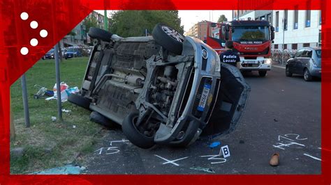 Milano Incidente In Via Inganni Auto Si Ribalta E Travolge Due