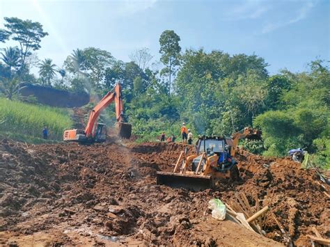 Longsor Di Kabupaten Blitar Dua Orang Meninggal Dunia