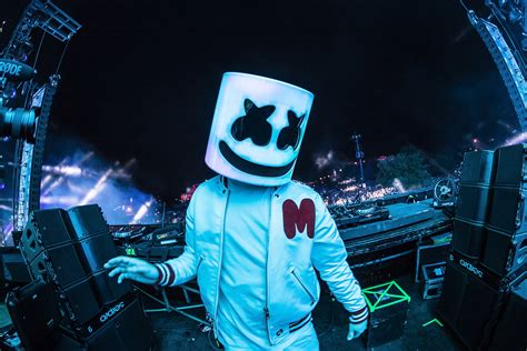 Marshmello Wallpaper 4K, Mask, Live concert, American DJ