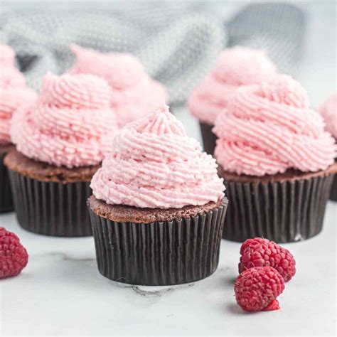 Raspberry Frosting Desserts On A Dime