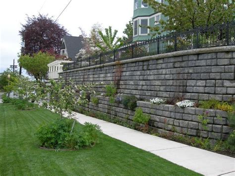 Retaining Walls Front Yard Classique Jardin Autres P Rim Tres