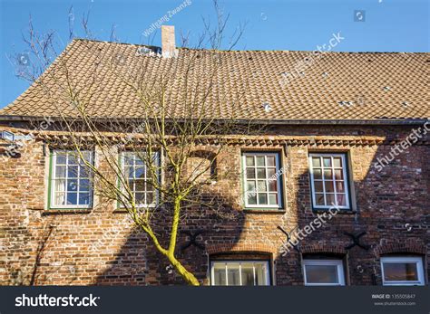 Side View Red Brick House Trees Stock Photo Edit Now 135505847